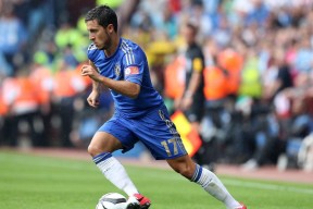 星空体育-势不可挡的哈兰德与挑战极限的澳大利亚，足球世界的两极光芒